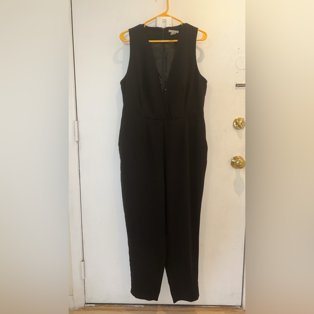 Sleeveless Black Jumpsuit